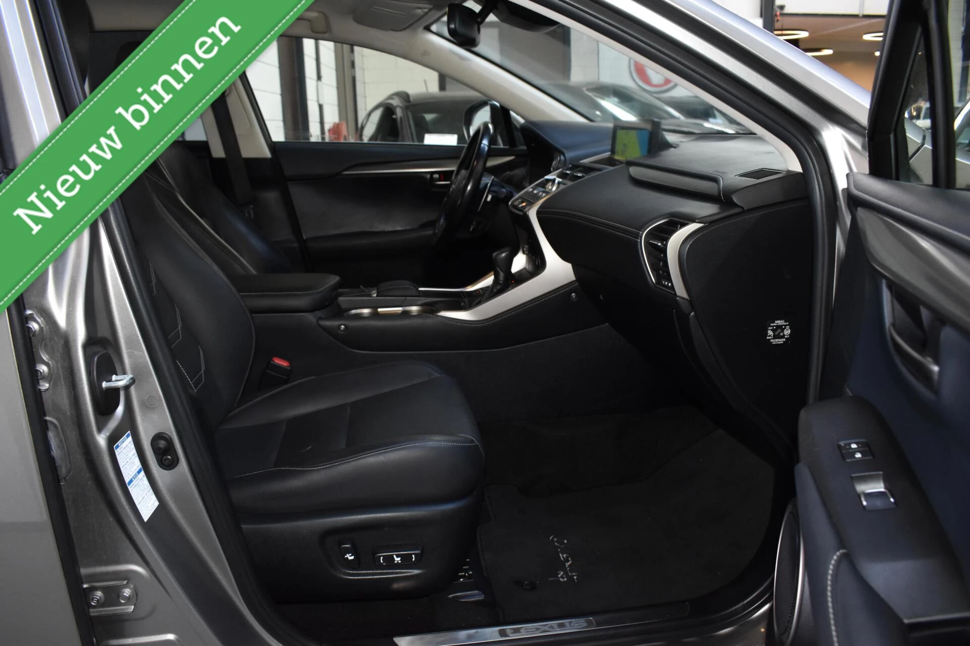 Hoofdafbeelding Lexus NX