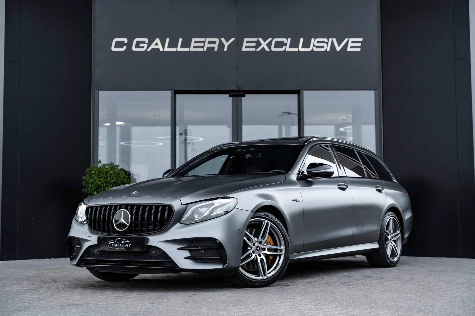 Hoofdafbeelding Mercedes-Benz E-Klasse