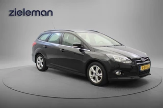 Ford Focus Wagon 1.0 EcoBoost Edition - Clima, Trekhaak, Stoelverwarming