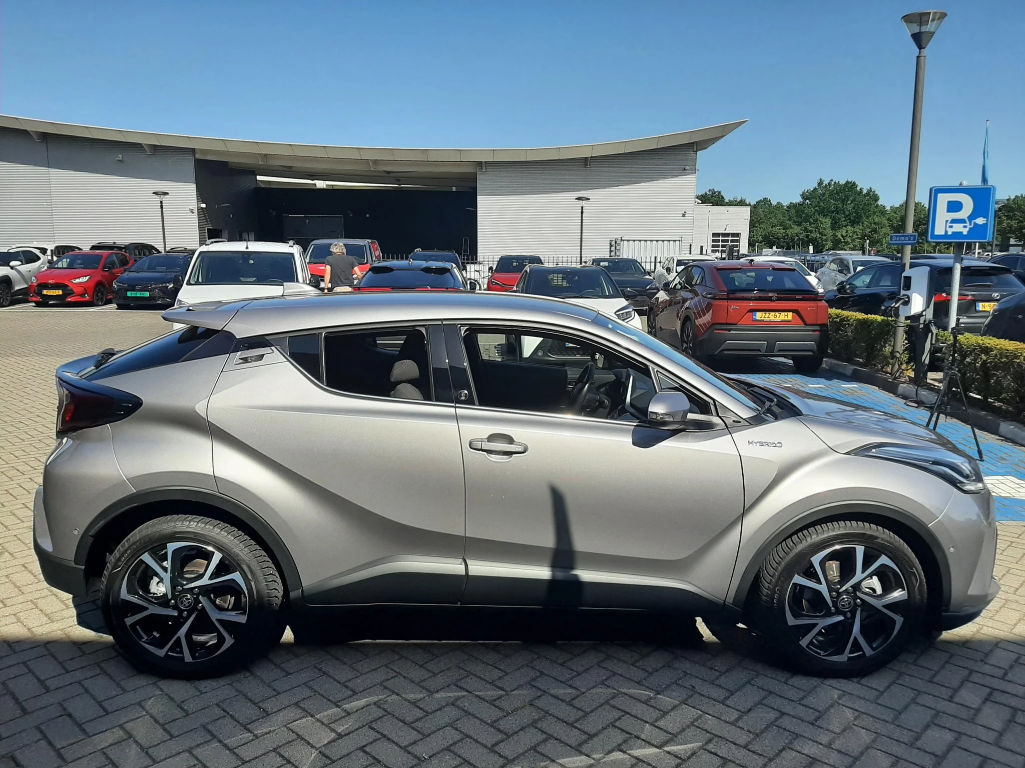 Hoofdafbeelding Toyota C-HR
