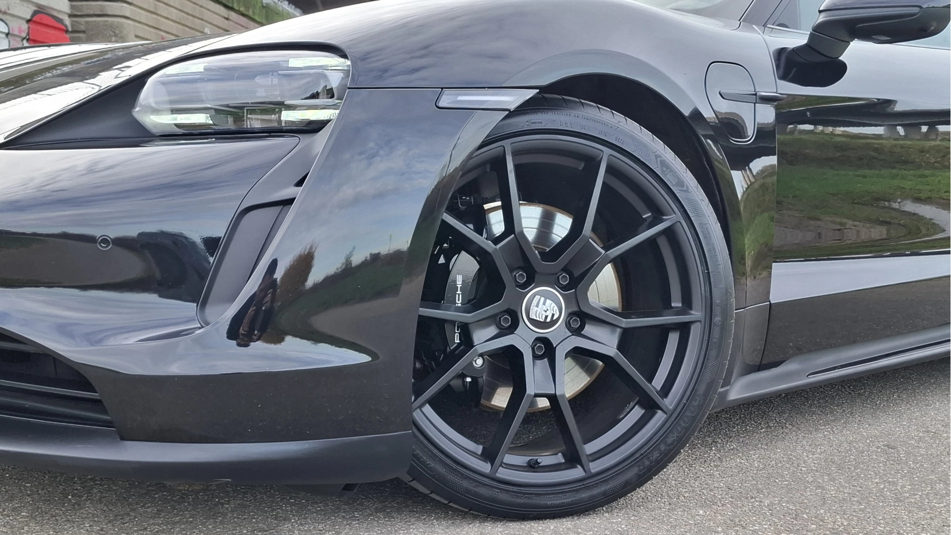 Hoofdafbeelding Porsche Taycan