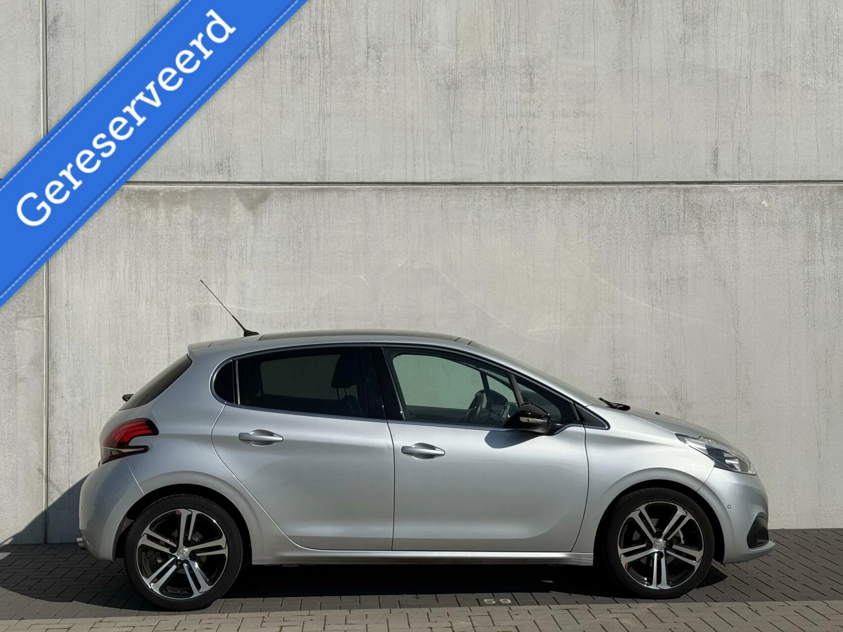 Hoofdafbeelding Peugeot 208