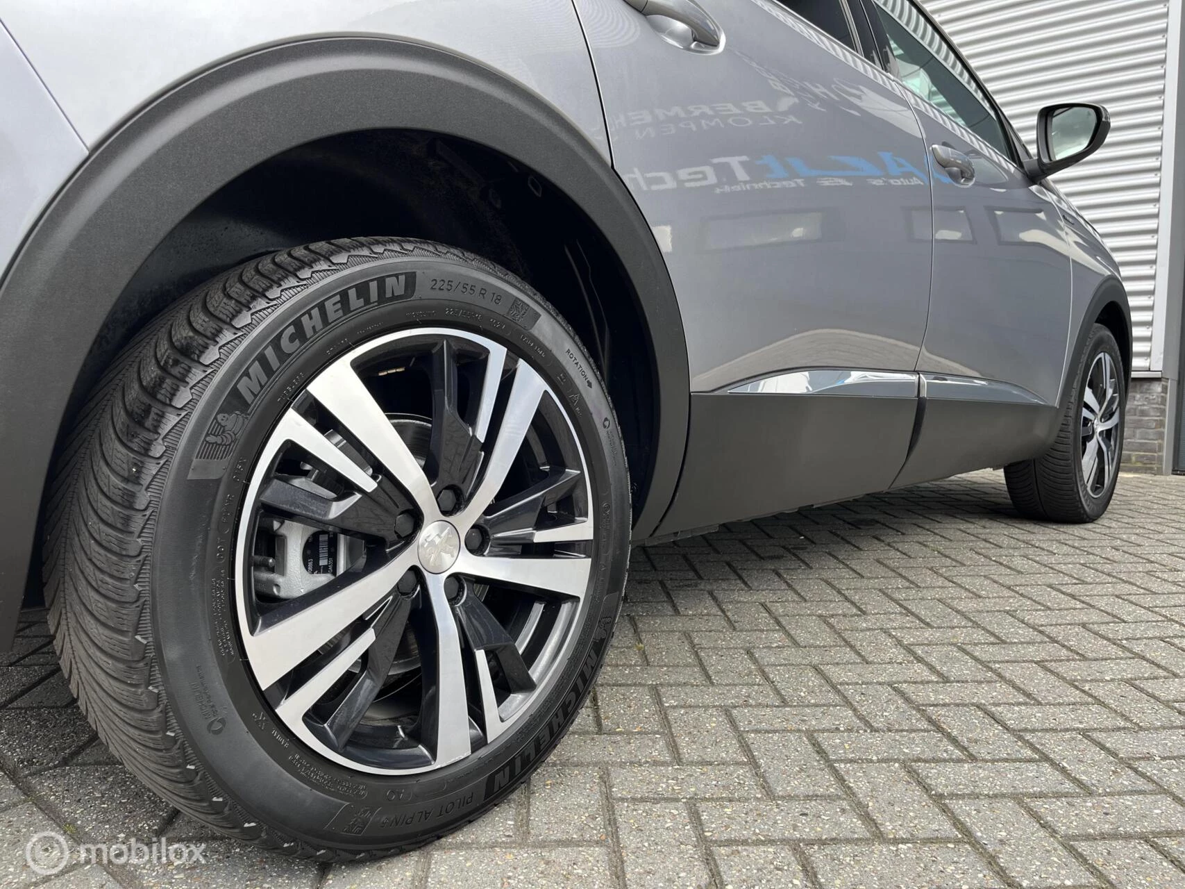 Hoofdafbeelding Peugeot 5008