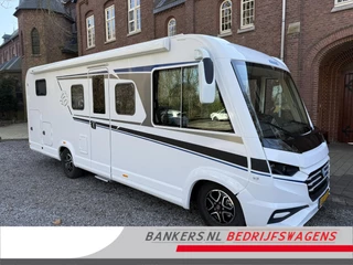 Knaus R12 700 MEG Live 3300Km. Nieuwstaat, zeer compleet