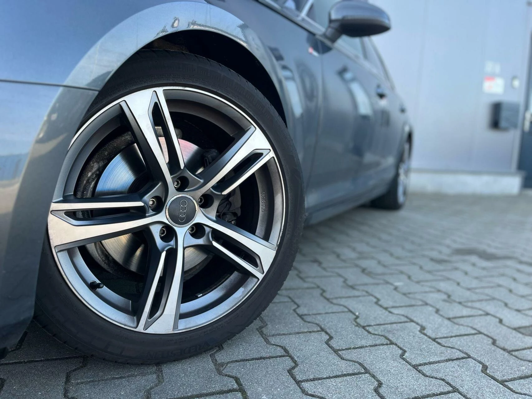 Hoofdafbeelding Audi A4