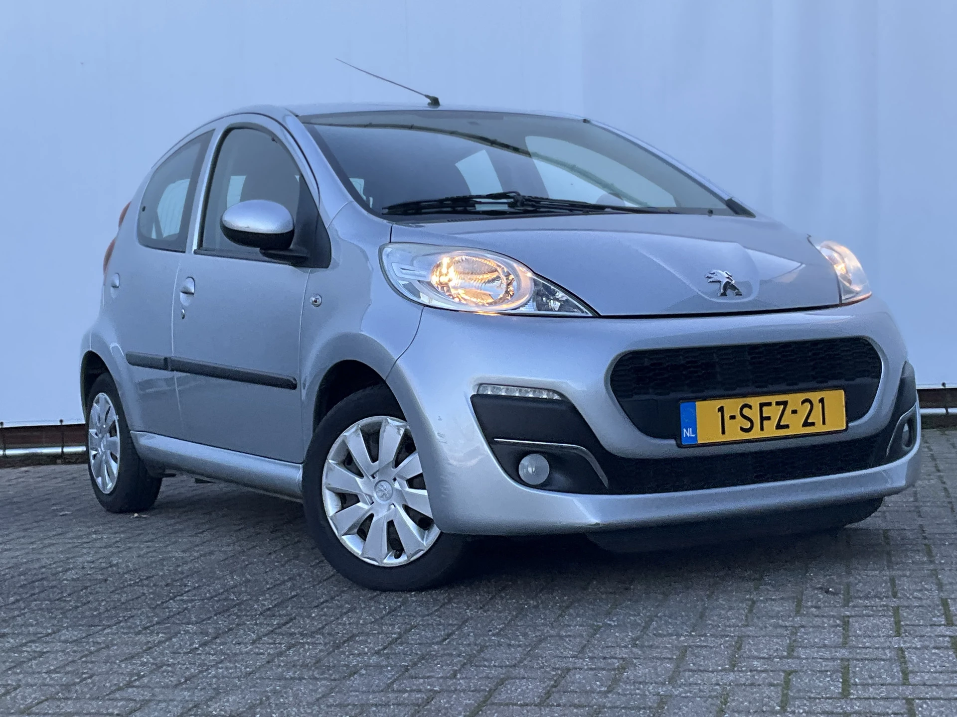 Hoofdafbeelding Peugeot 107