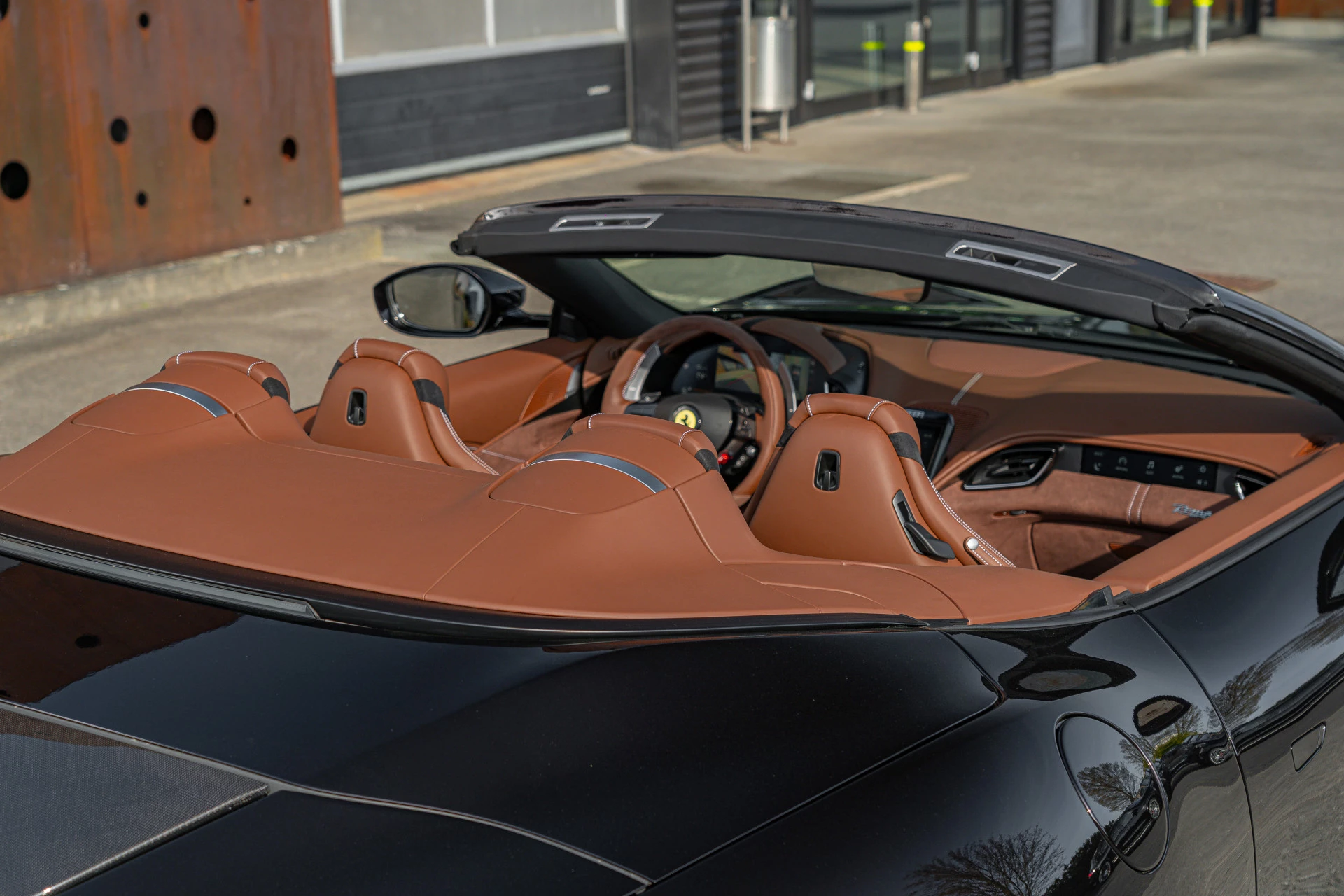 Hoofdafbeelding Ferrari Roma