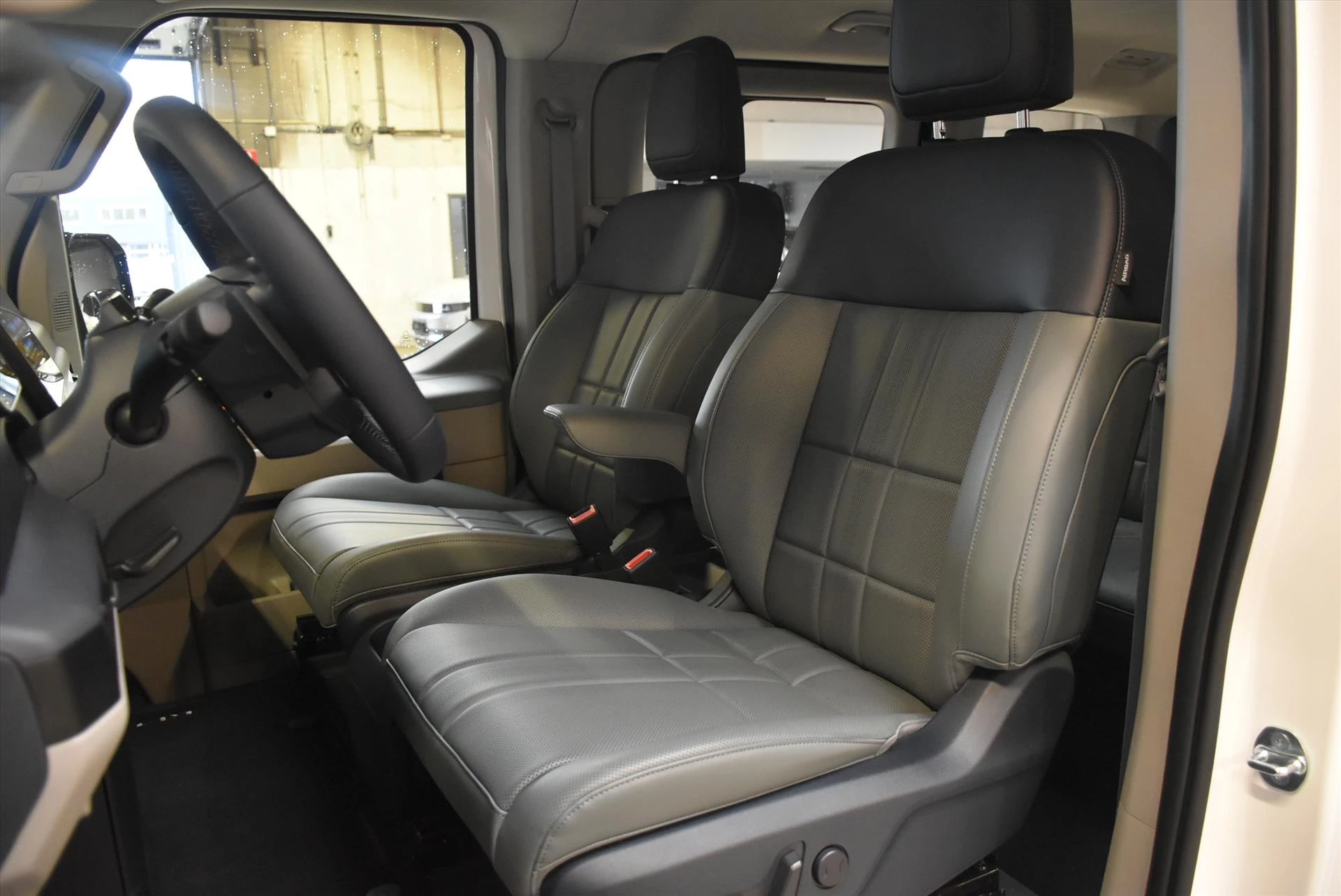 Hoofdafbeelding Kia Pv5 Passenger