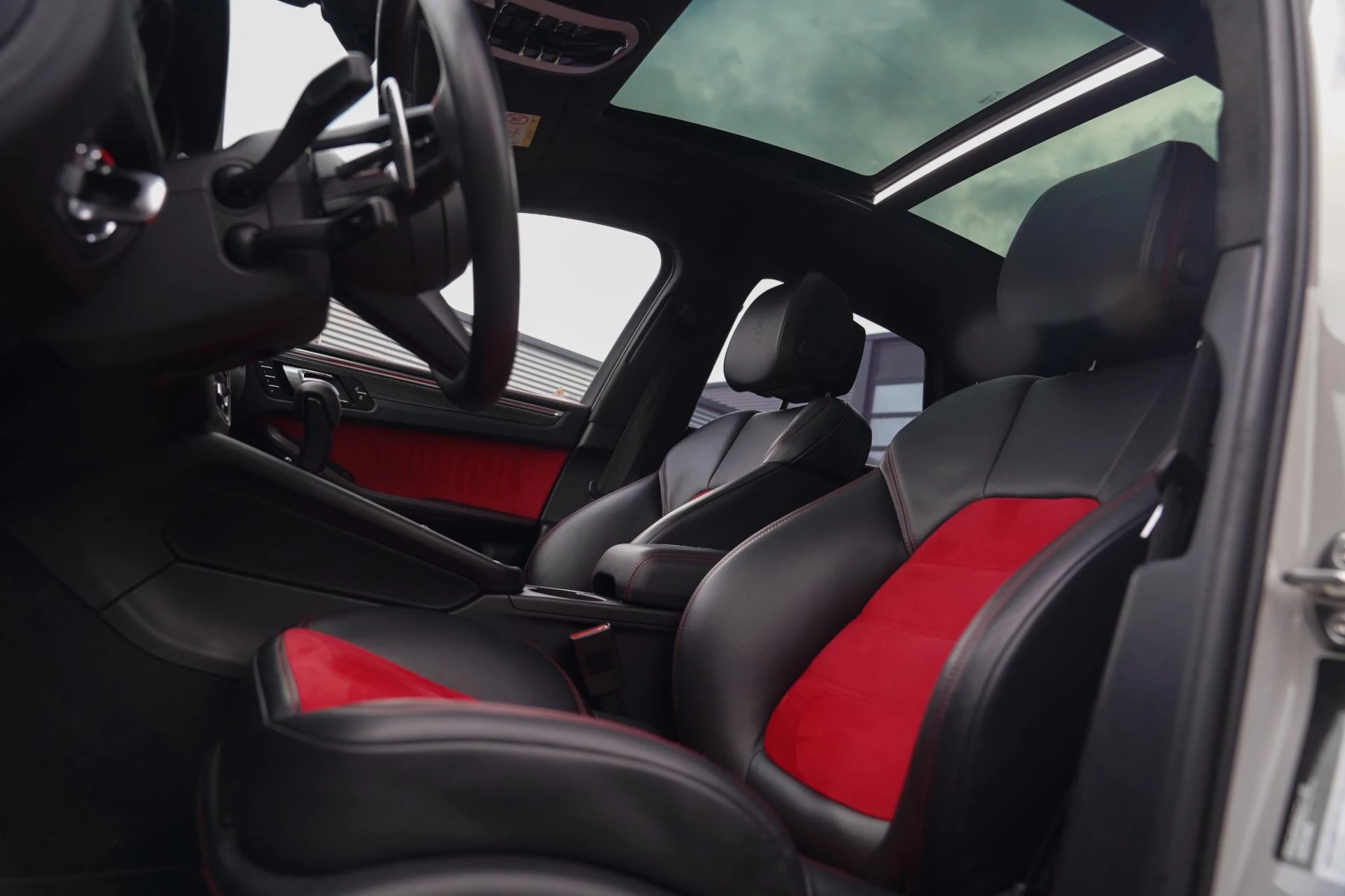 Hoofdafbeelding Porsche Macan