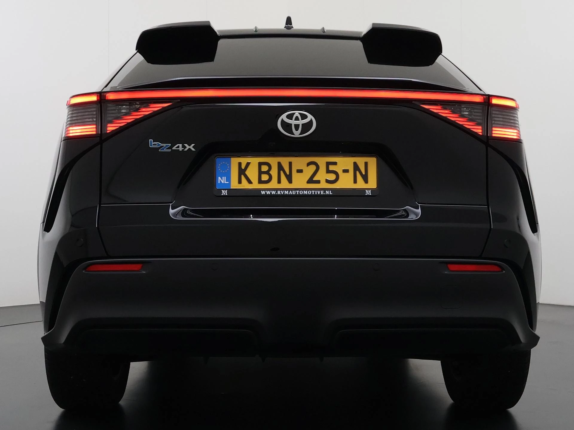 Hoofdafbeelding Toyota bZ4X