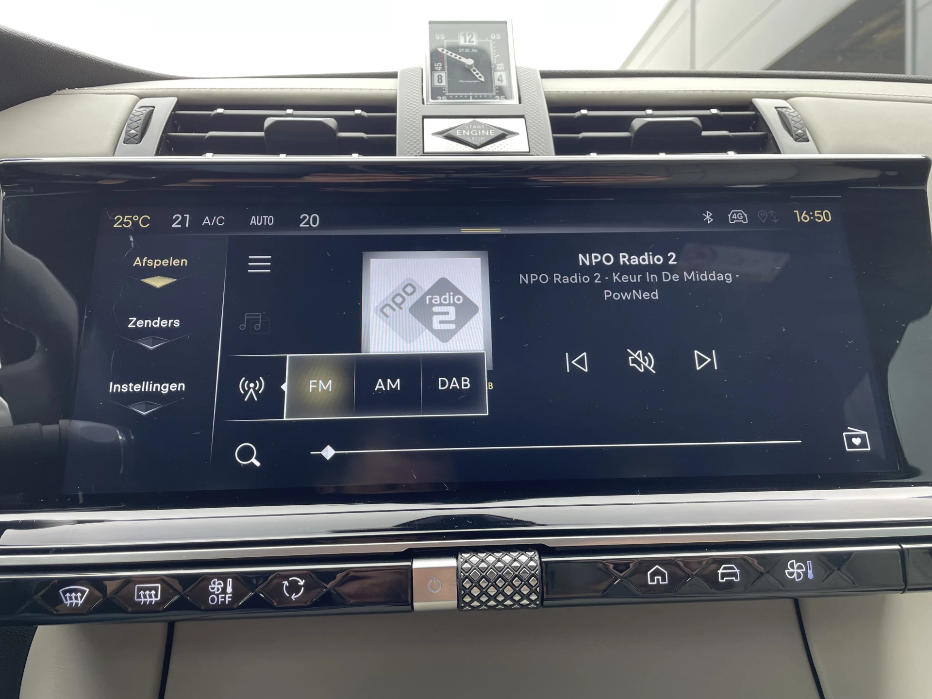 Hoofdafbeelding DS DS 7