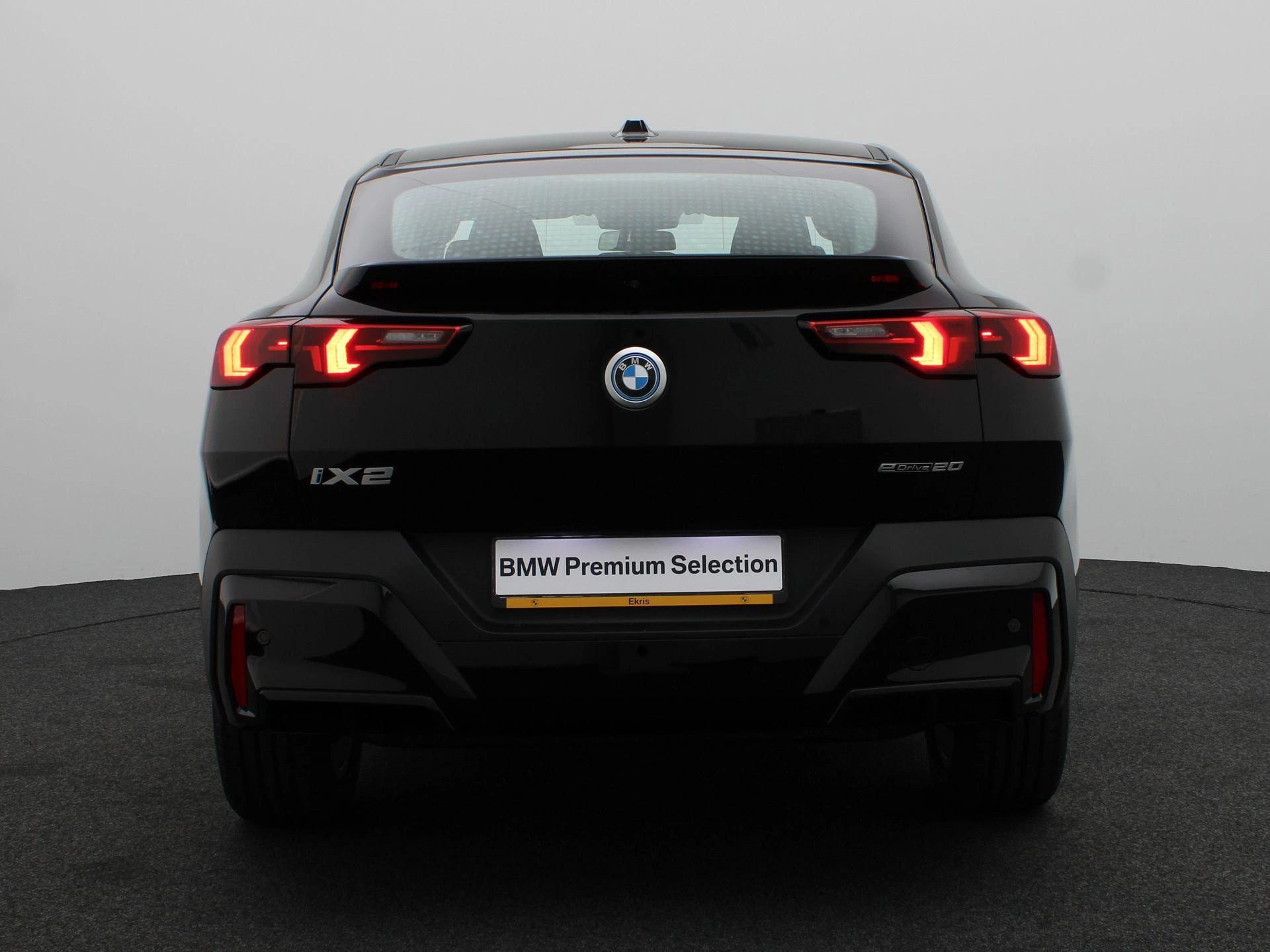 Hoofdafbeelding BMW iX2