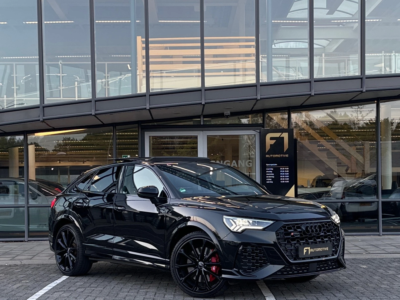 Hoofdafbeelding Audi RSQ3