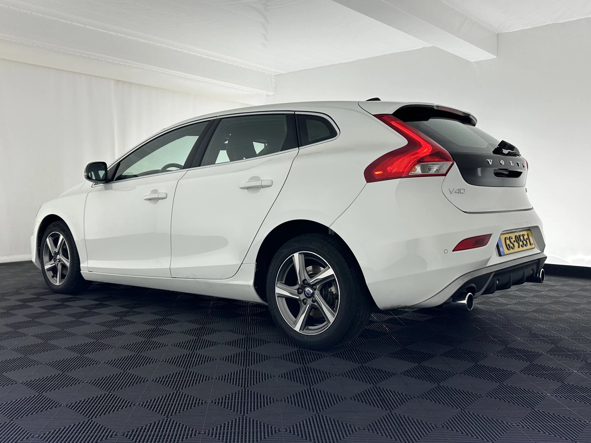 Hoofdafbeelding Volvo V40