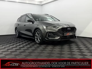 Ford Focus Wagon 1.0 EcoBoost Hybrid ST Line Camera, Navi, Winterpakket, Cruise control, Keyless start, A start stop, Clima, Lichtmetalen velgen