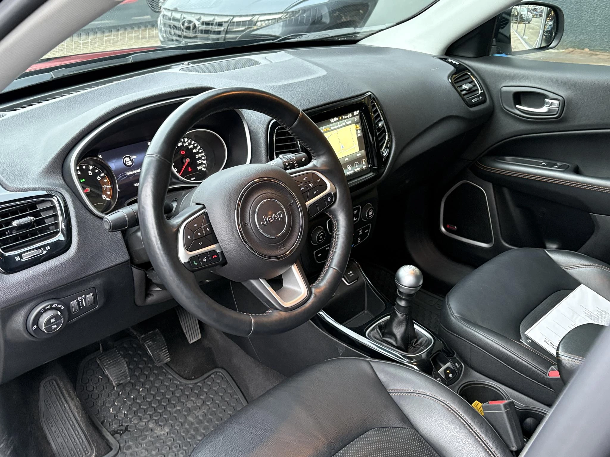 Hoofdafbeelding Jeep Compass