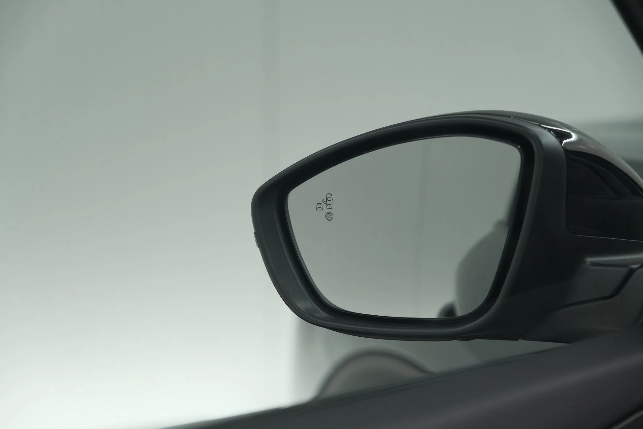 Hoofdafbeelding Peugeot e-2008