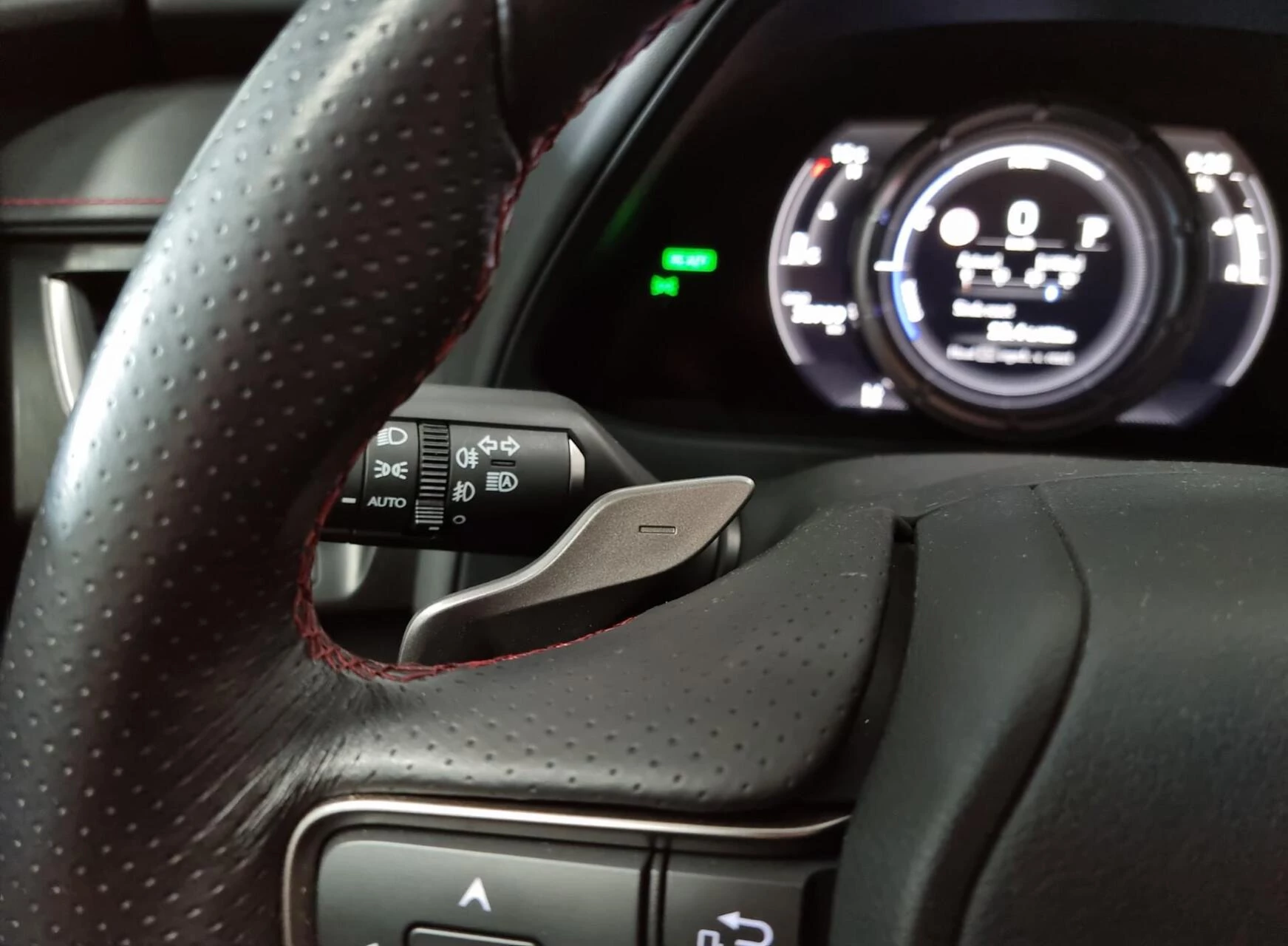 Hoofdafbeelding Lexus UX