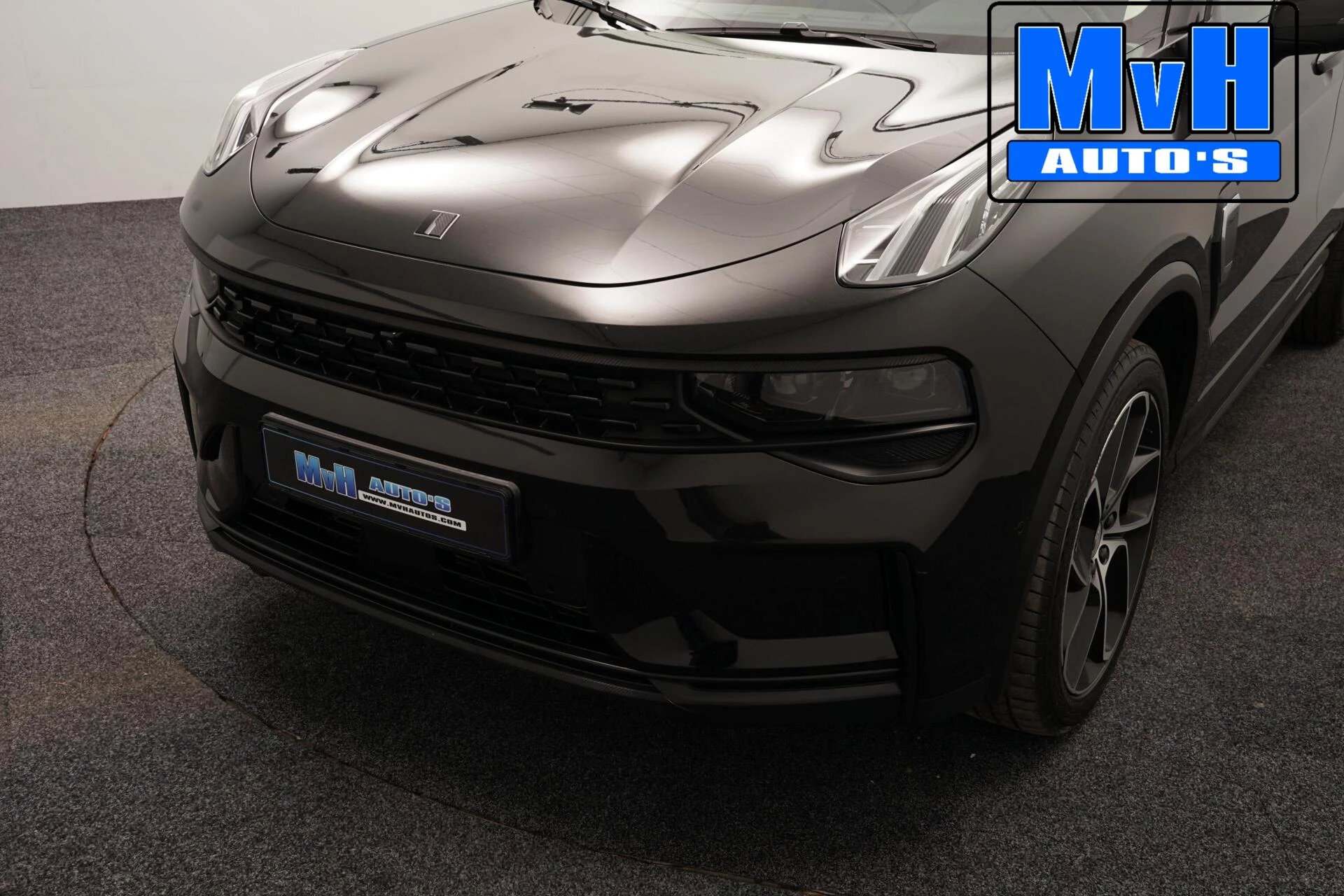 Hoofdafbeelding Lynk & Co 01