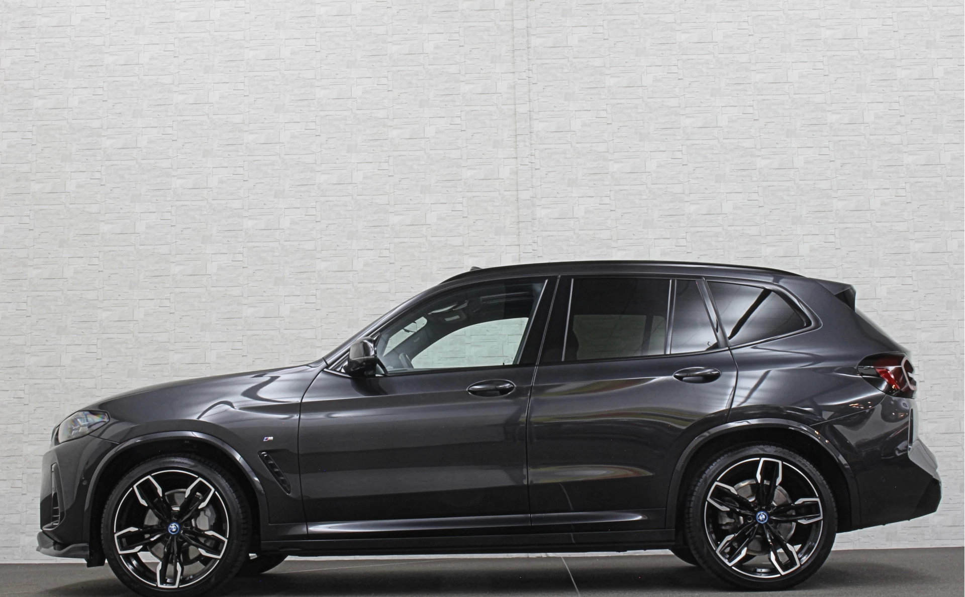 Hoofdafbeelding BMW iX3