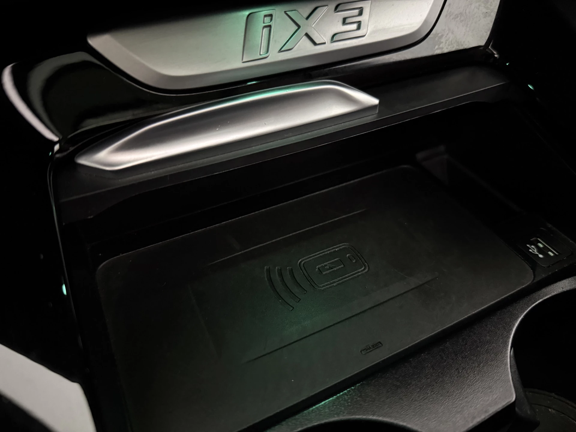 Hoofdafbeelding BMW iX3