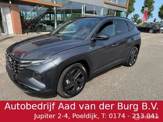 Hyundai Tucson 1.6 T MHEV BlackLine 4WD Automaat , Trekhaak 1.650kg Trekgewicht ,  Panorama Dak , Stoel & Stuur verwarming ,  Navigatie & Camera , Parkeerhulp voor & achter, Keyless entry , Electr Achter klep , IQ telefoonlader