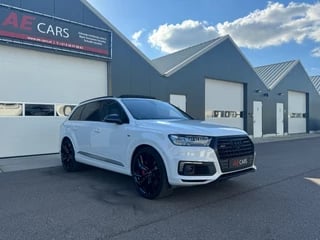 Hoofdafbeelding Audi Q7 Audi Q7 3.0 TDI e-tron quattro Sport Black Optic (panodak,B&O,matrix,sfeerverlichting,360)