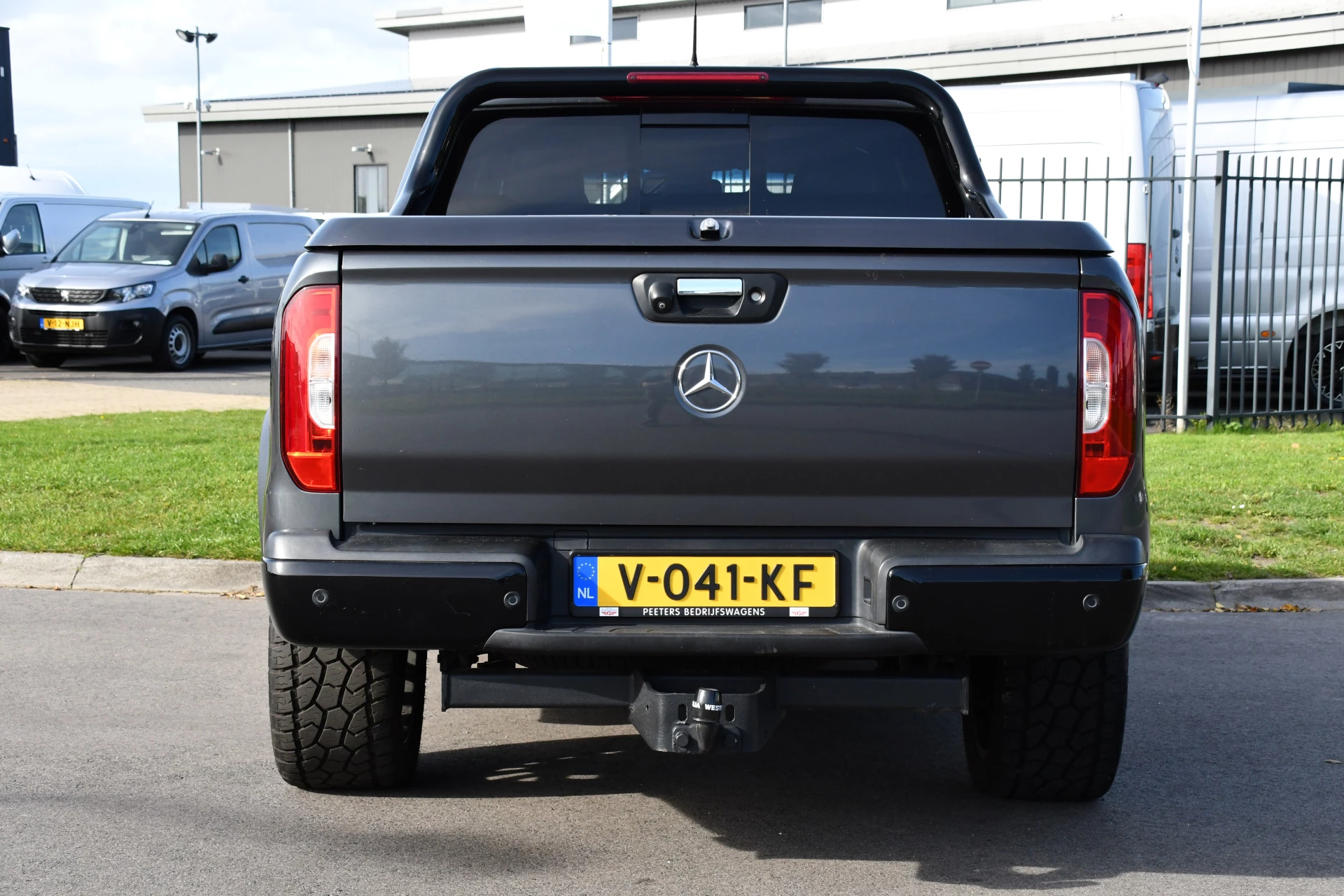 Hoofdafbeelding Mercedes-Benz X-Klasse
