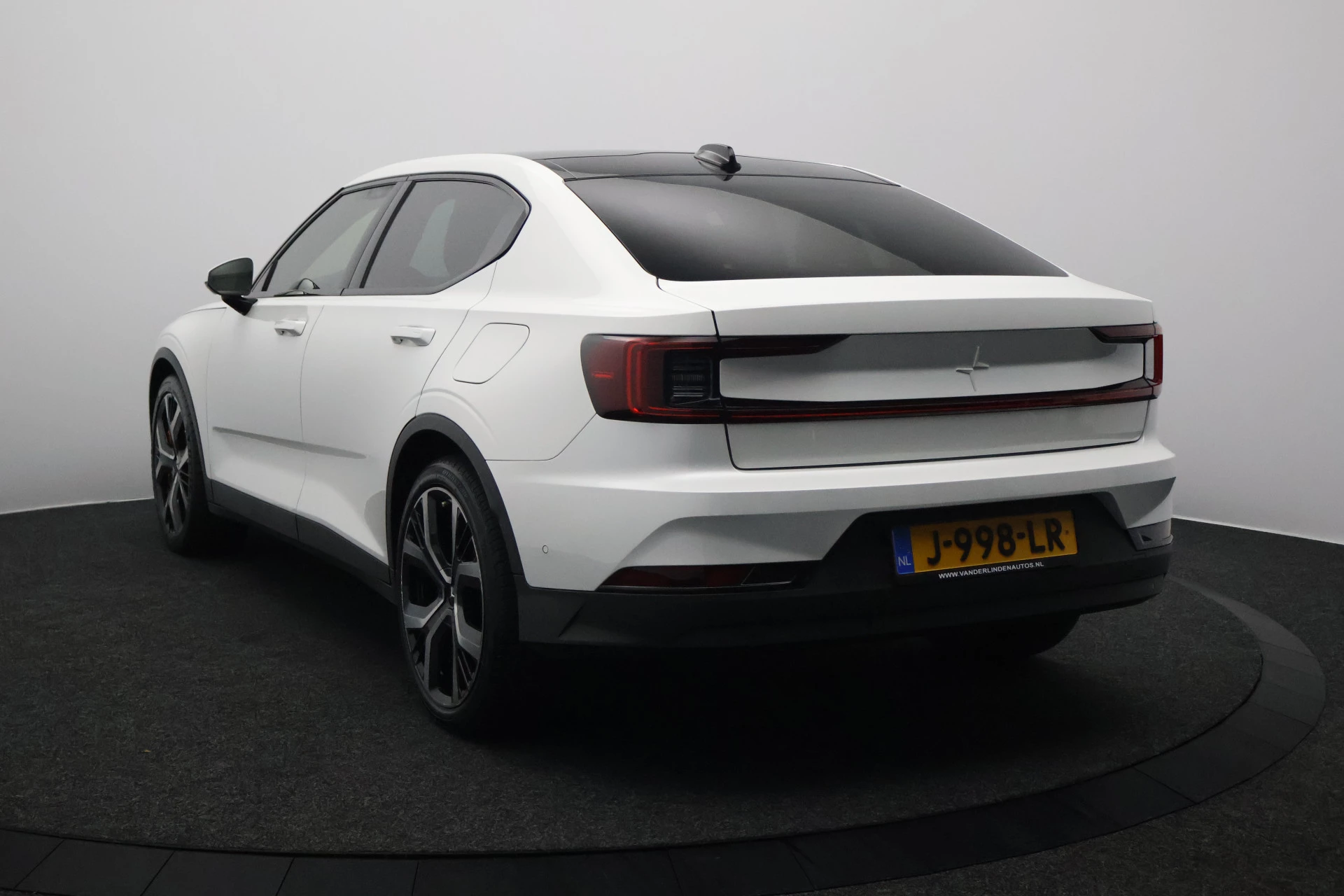 Hoofdafbeelding Polestar 2