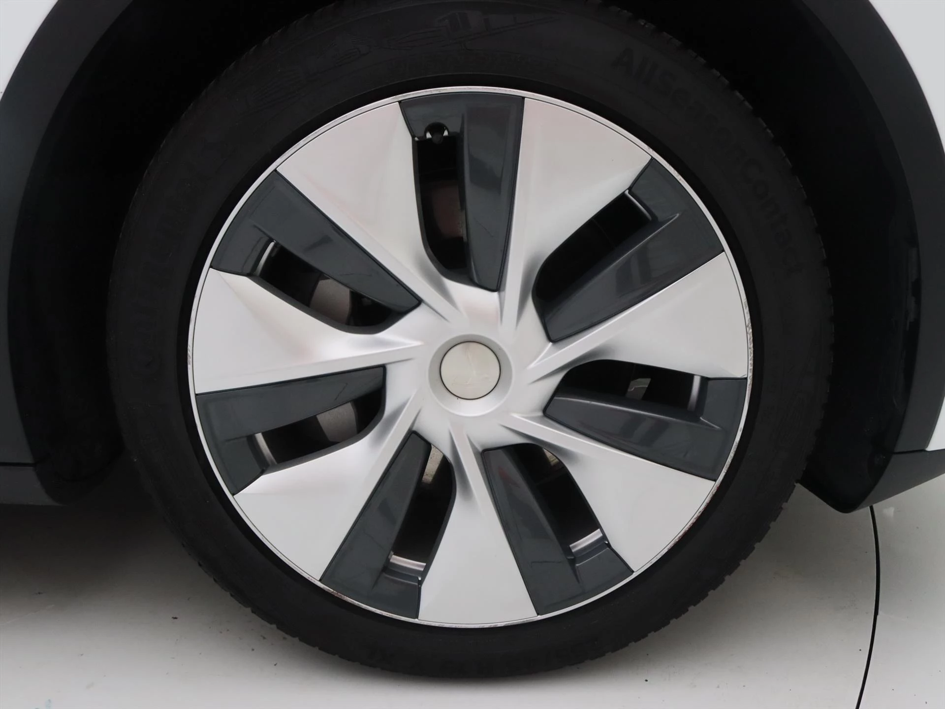 Hoofdafbeelding Tesla Model Y