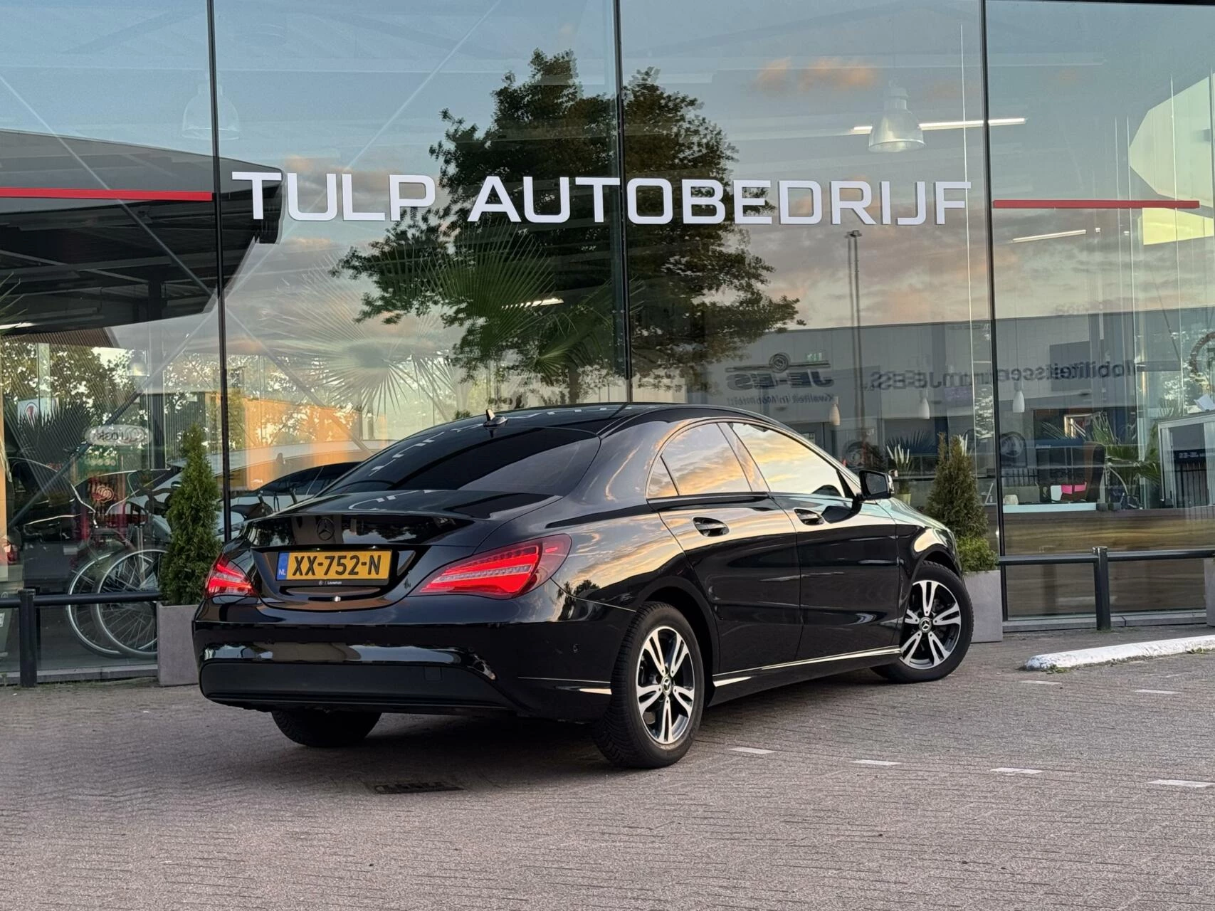 Hoofdafbeelding Mercedes-Benz CLA