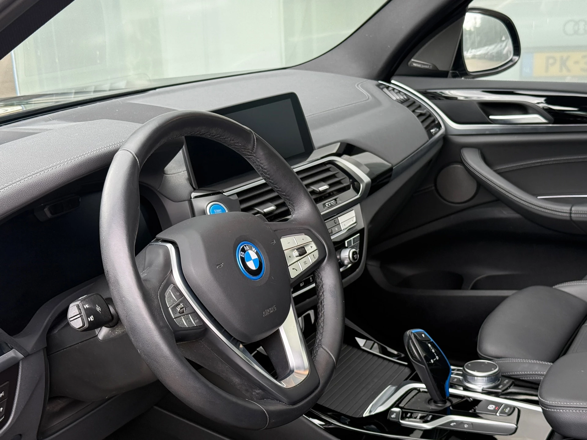 Hoofdafbeelding BMW iX3