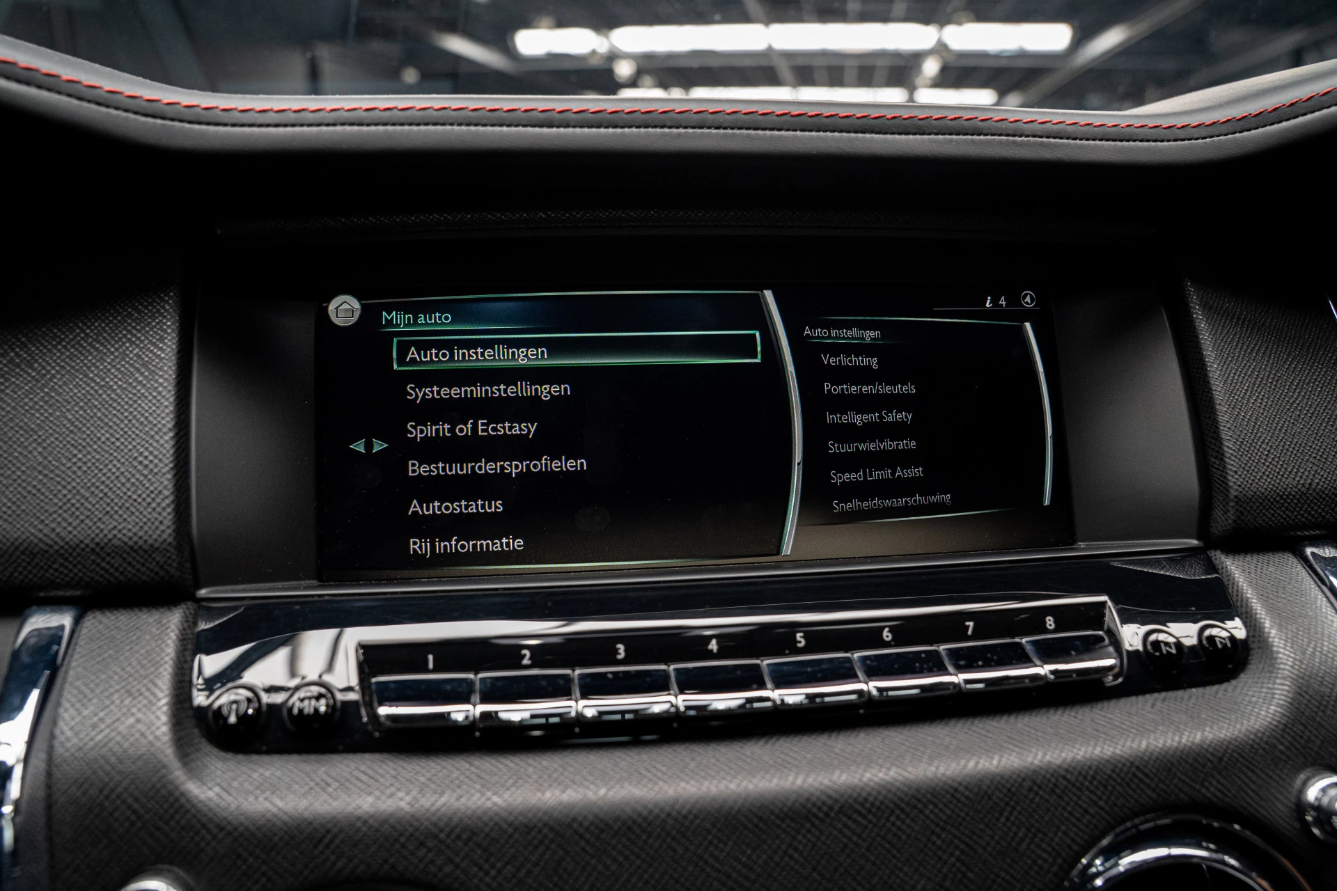 Hoofdafbeelding Rolls-Royce Cullinan