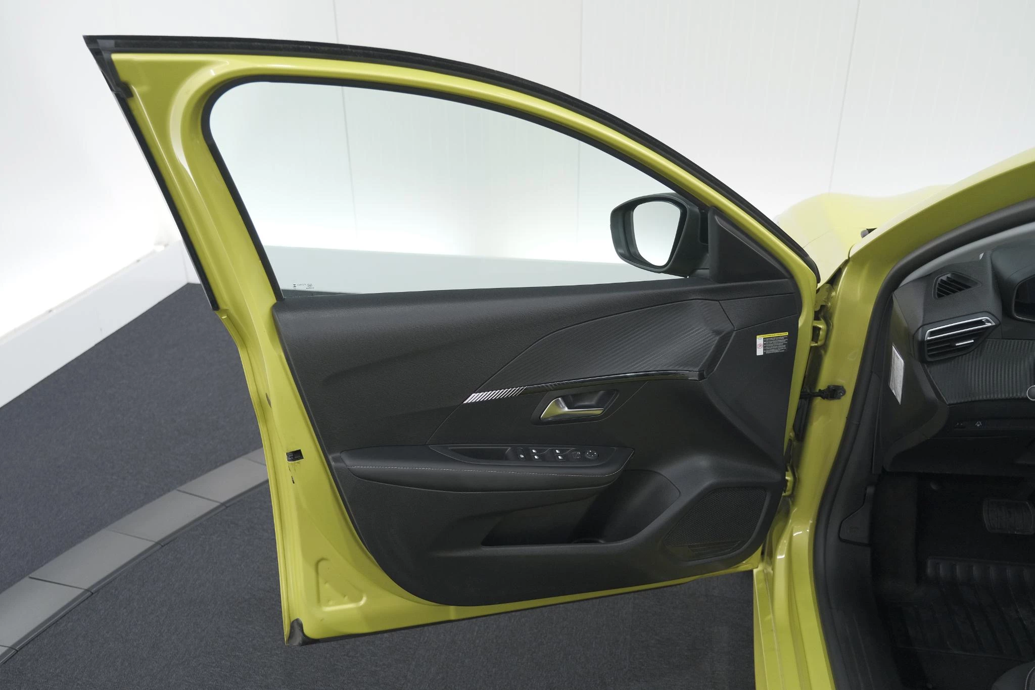 Hoofdafbeelding Peugeot e-208