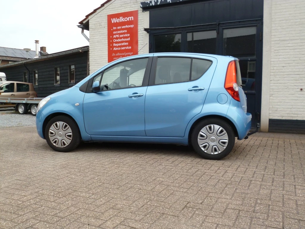 Hoofdafbeelding Opel Agila