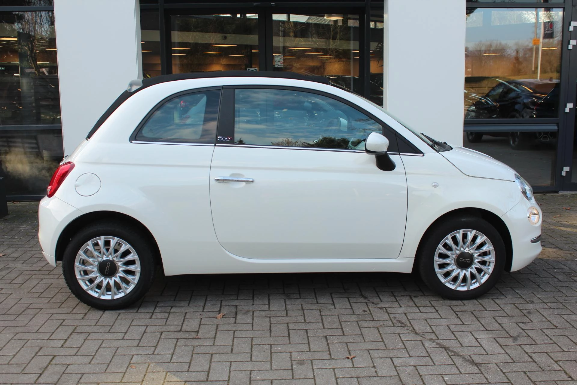 Hoofdafbeelding Fiat 500C
