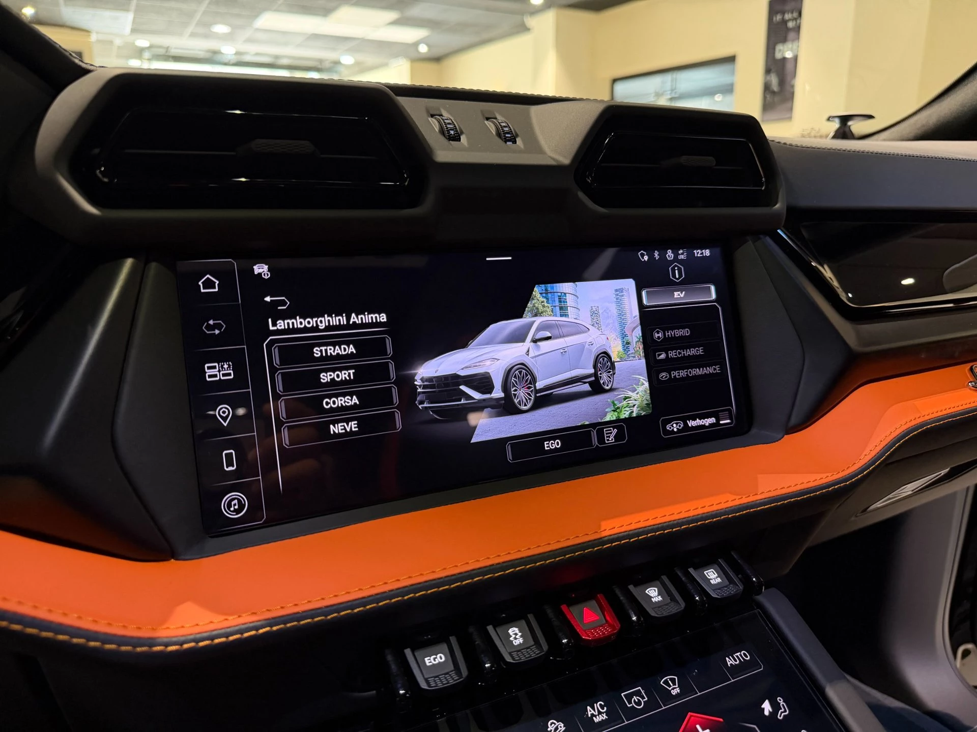 Hoofdafbeelding Lamborghini Urus