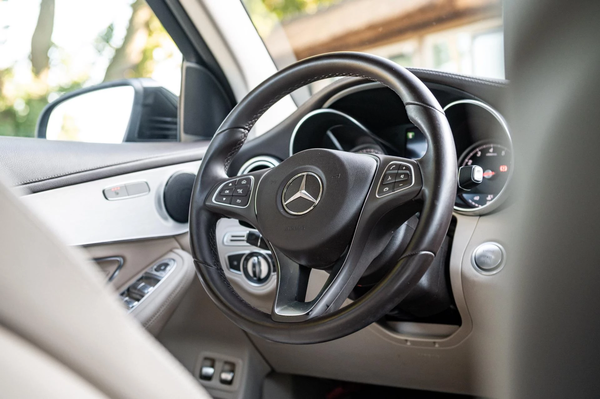Hoofdafbeelding Mercedes-Benz GLC