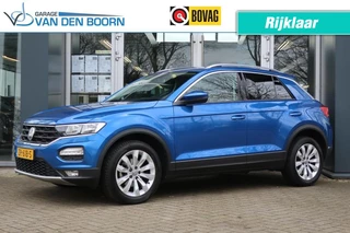 Volkswagen T-Roc 1.0 TSI, Trekhaak, All Season Banden, Apple Carplay/ Android Auto, Navi, etc.