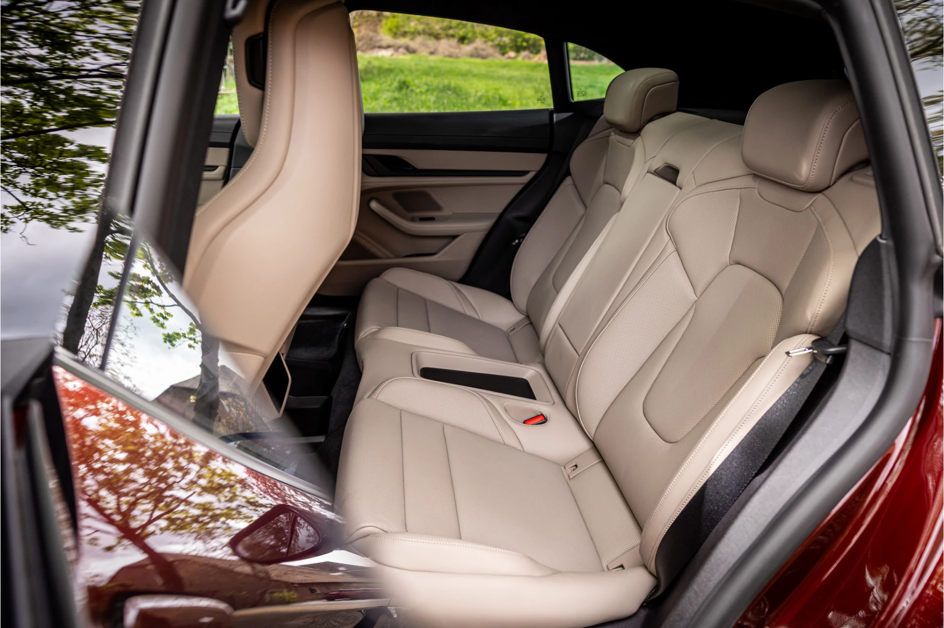 Hoofdafbeelding Porsche Taycan