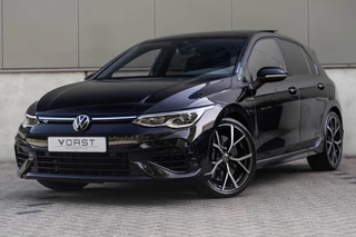 Volkswagen Golf 2.0 TSI R 4Motion Performance Akrapovic HUD
