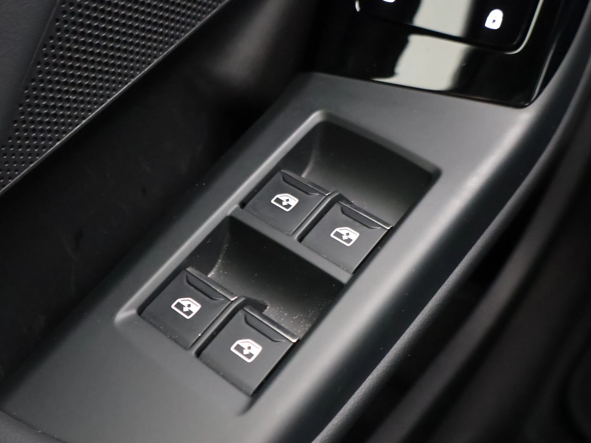 Hoofdafbeelding Audi A6 Avant e-tron