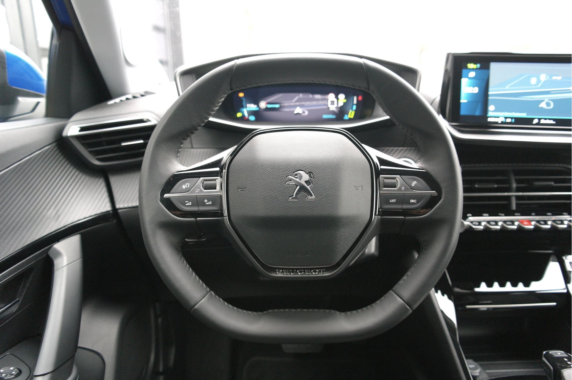 Hoofdafbeelding Peugeot e-2008