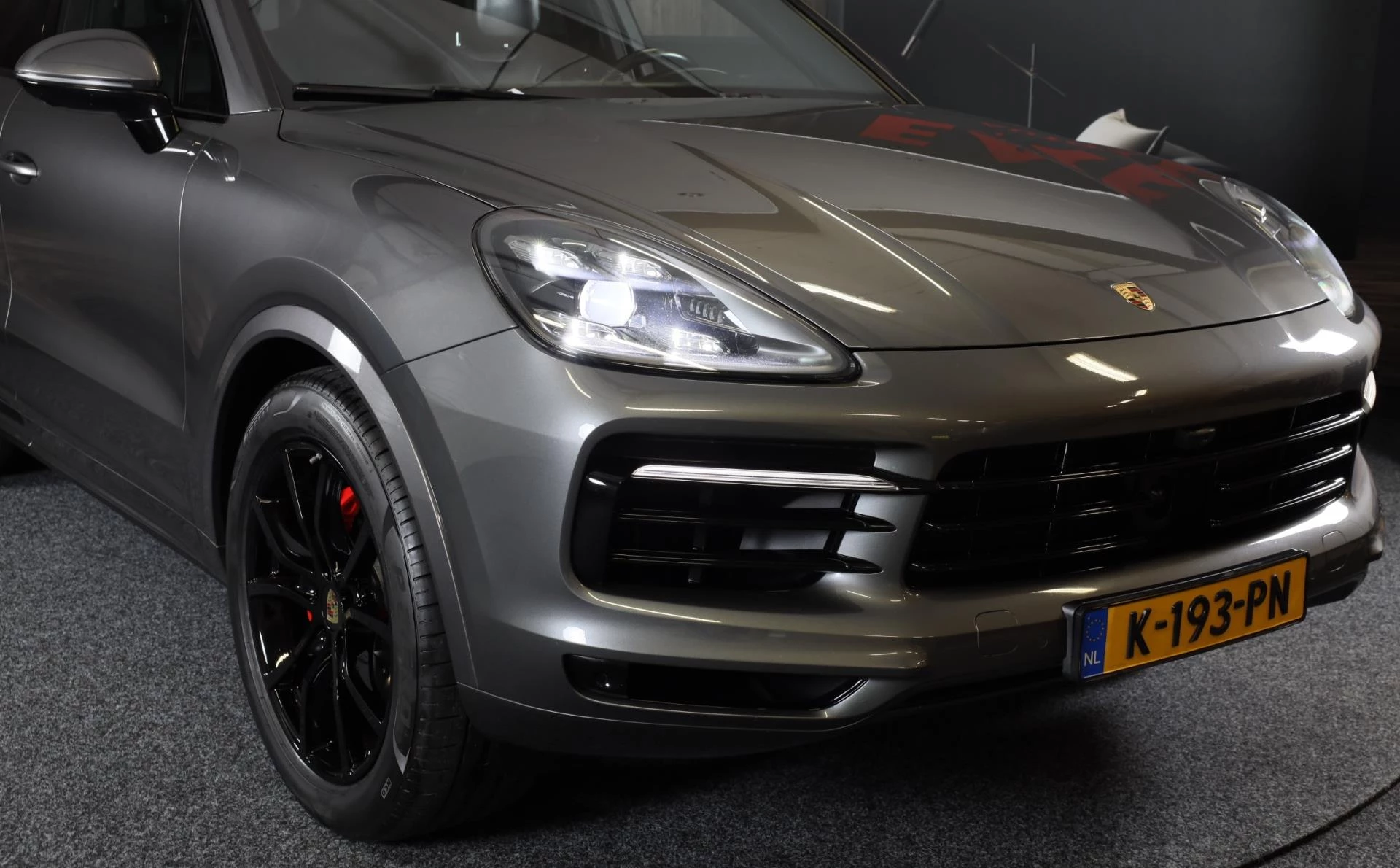 Hoofdafbeelding Porsche Cayenne