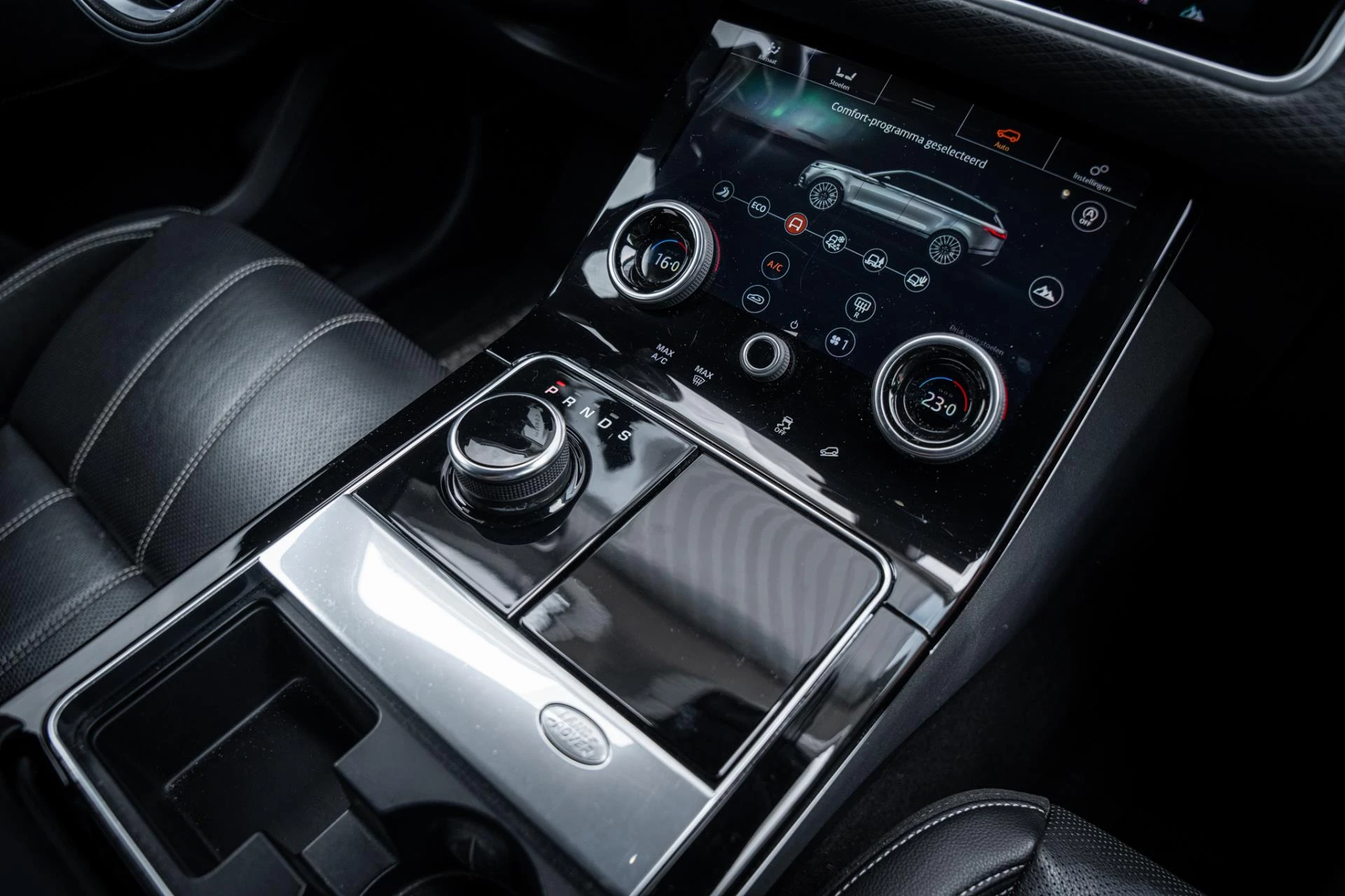 Hoofdafbeelding Land Rover Range Rover Velar