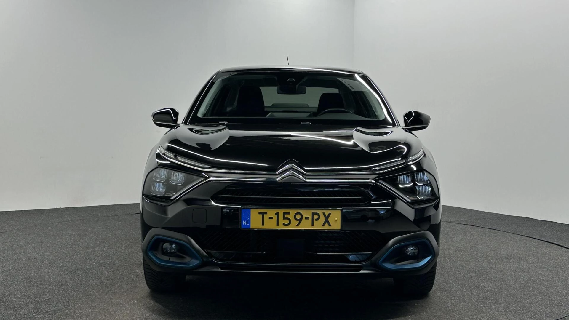 Hoofdafbeelding Citroën ë-C4 X