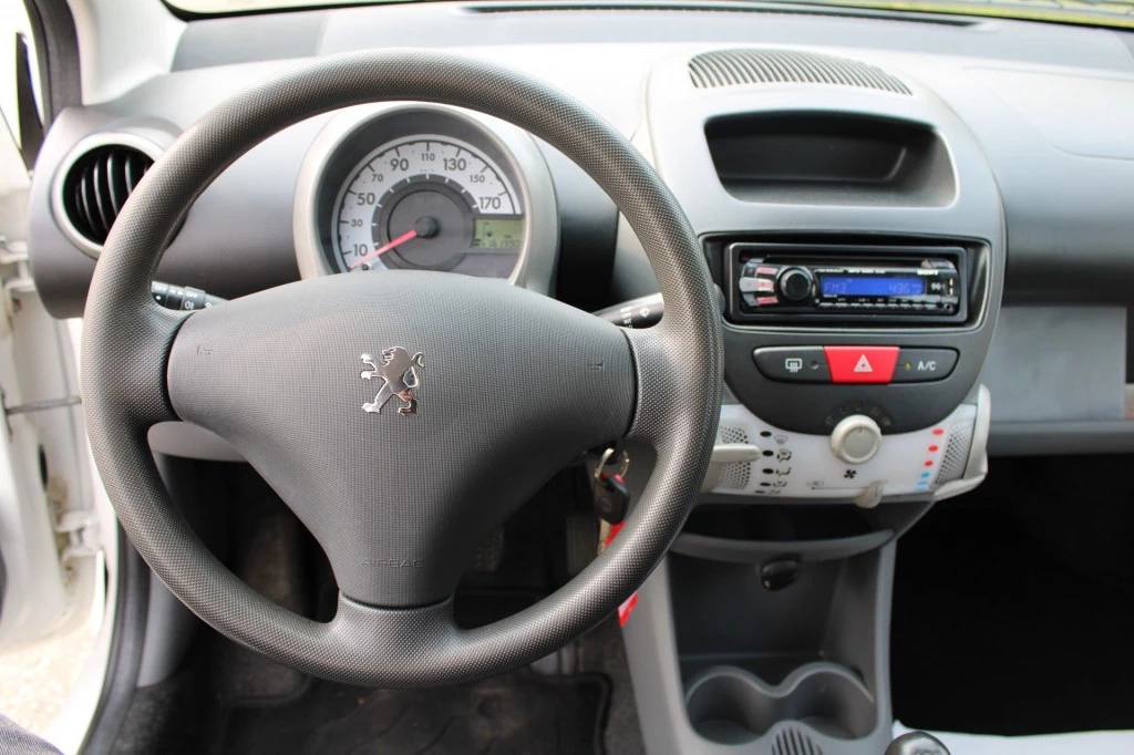 Hoofdafbeelding Peugeot 107