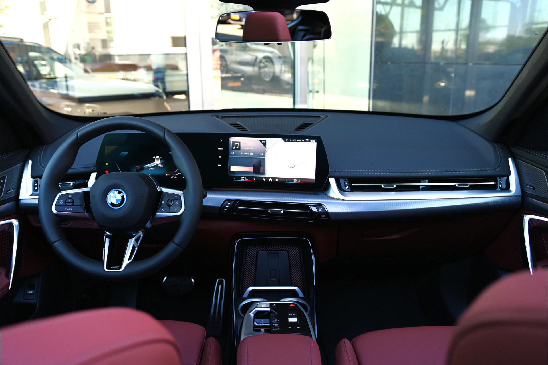 Hoofdafbeelding BMW iX1