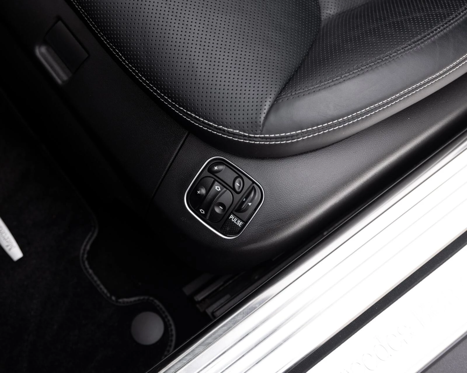 Hoofdafbeelding Mercedes-Benz SL