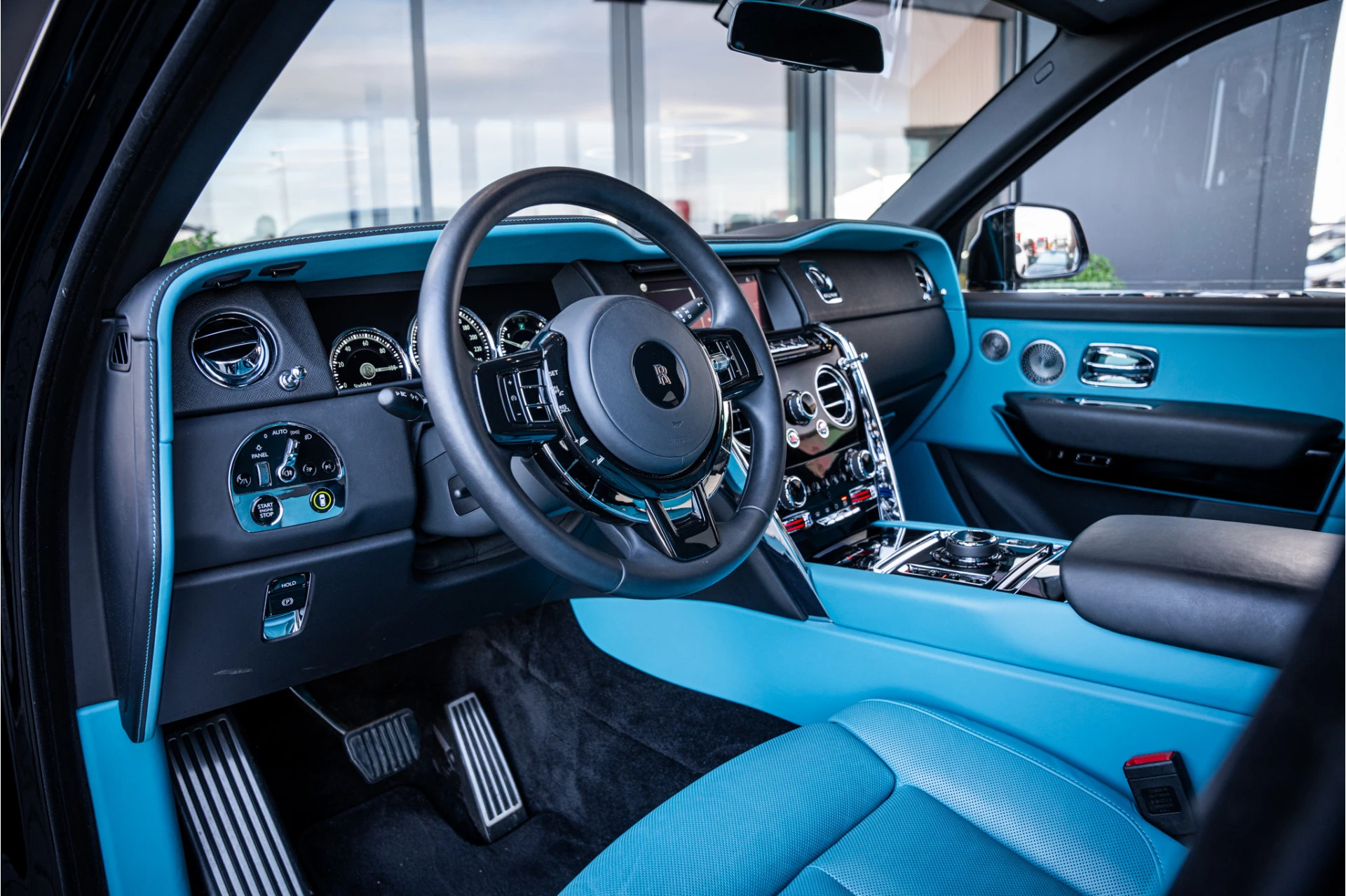 Hoofdafbeelding Rolls-Royce Cullinan
